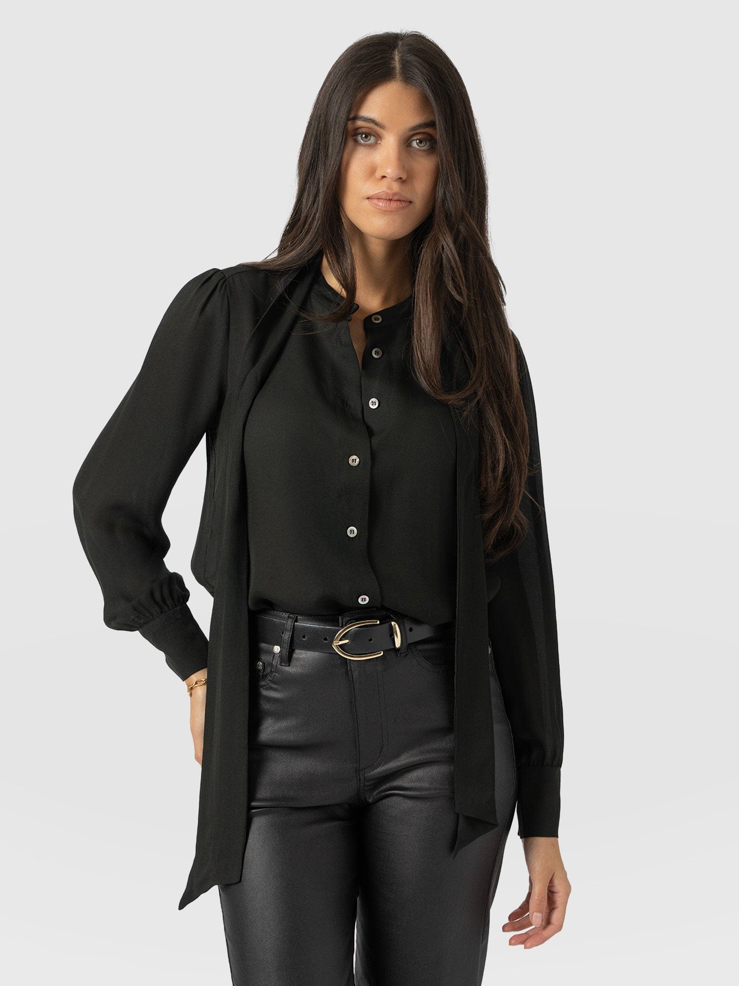 Paxton Pussybow Blouse Black - Women's Blouses | Saint + Sofia® EU